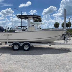 2022 Mako 214 CC Center Console, Boat for Sale