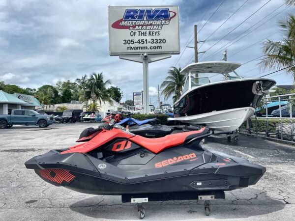 2022 Sea-Doo Spark® Trixx 3-up Rotax® 900 H.O. ACE iBR with Personal Watercraft, Personal Watercraft for Sale